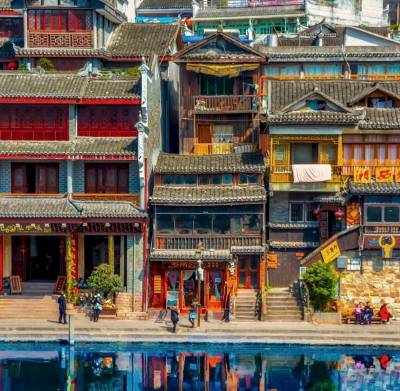 PHƯƠNG HOÀNG CỐ TRẤN - TRƯƠNG GIA GIỚI